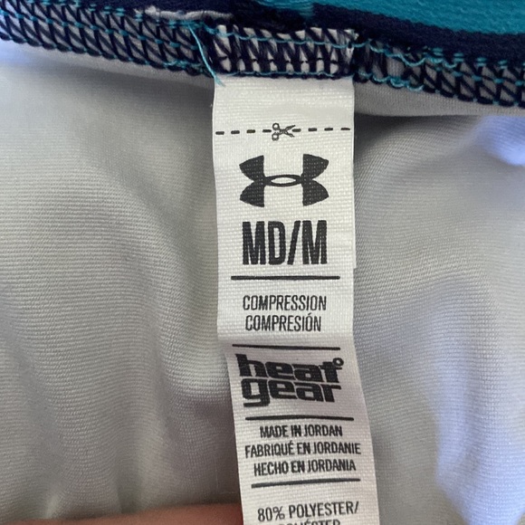 UA, size M - Picture 3 of 4